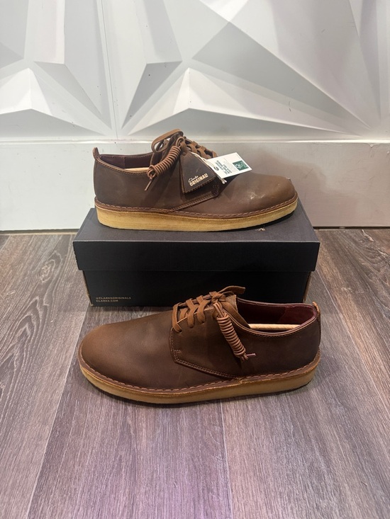Clark’s Mens Cole London shoe in Beeswax • new main image 6